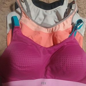 4 VSX sports bras